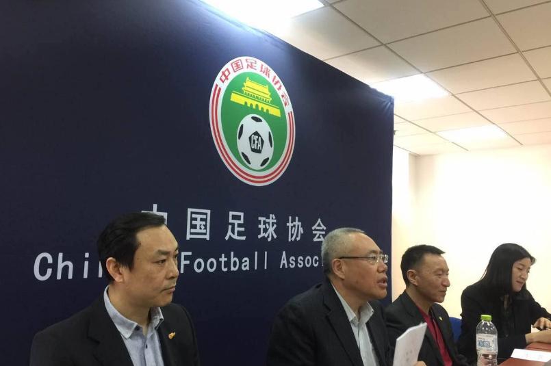 世界杯解说阵容公布！国足前主帅李铁被正式除名，被曝已涉嫌假球