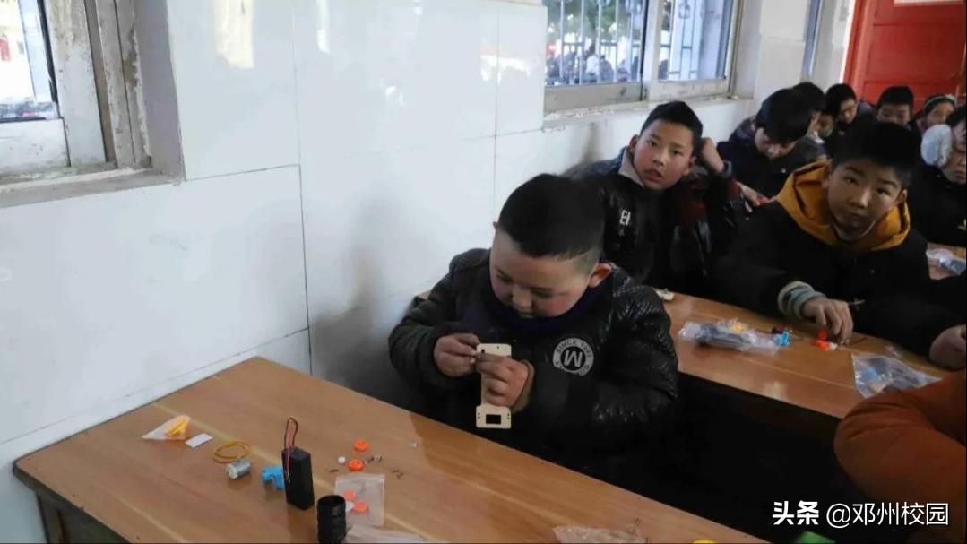 三小社团活动,邓州市城区三小名单公布