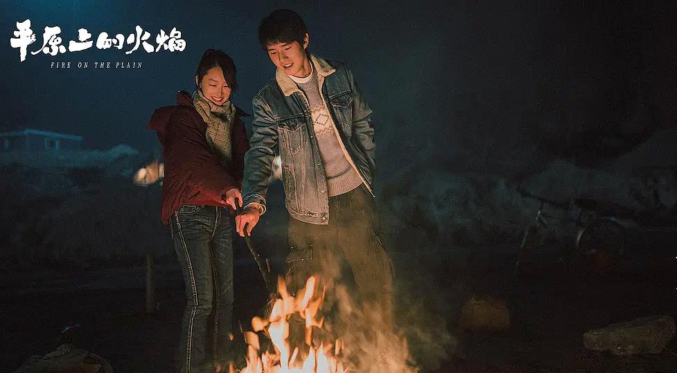 今年春节电影档排片人潮汹涌,新片接连定档抢占十月电影市场