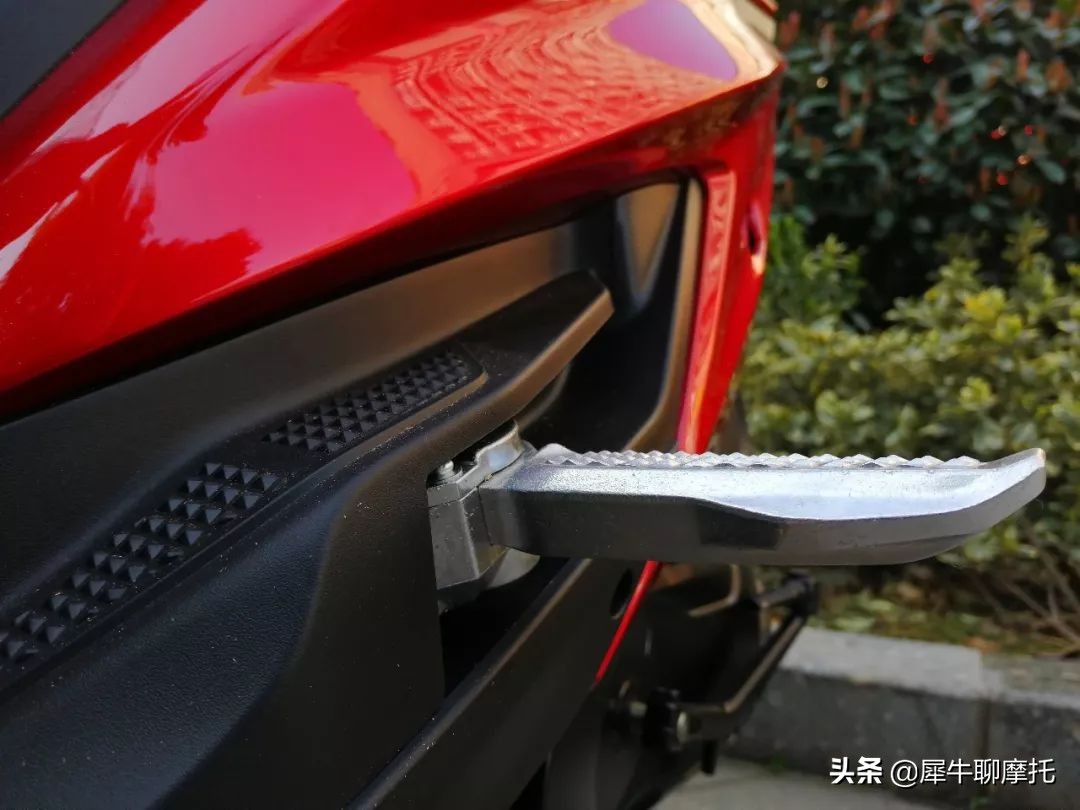 豪爵afr125踏板车测评,豪爵8000至9000元踏板车