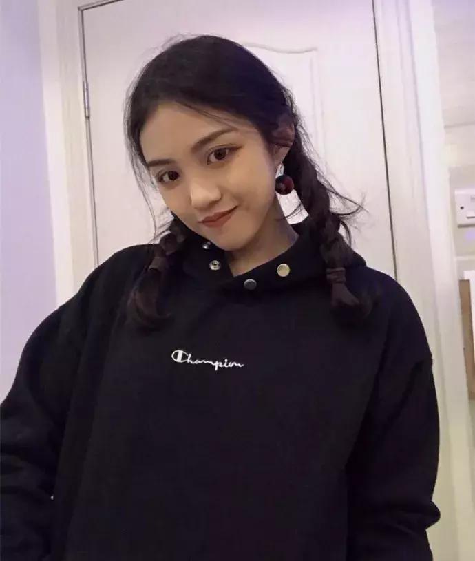 马尾辫流行发型,一直是马尾辫不知道适合什么发型
