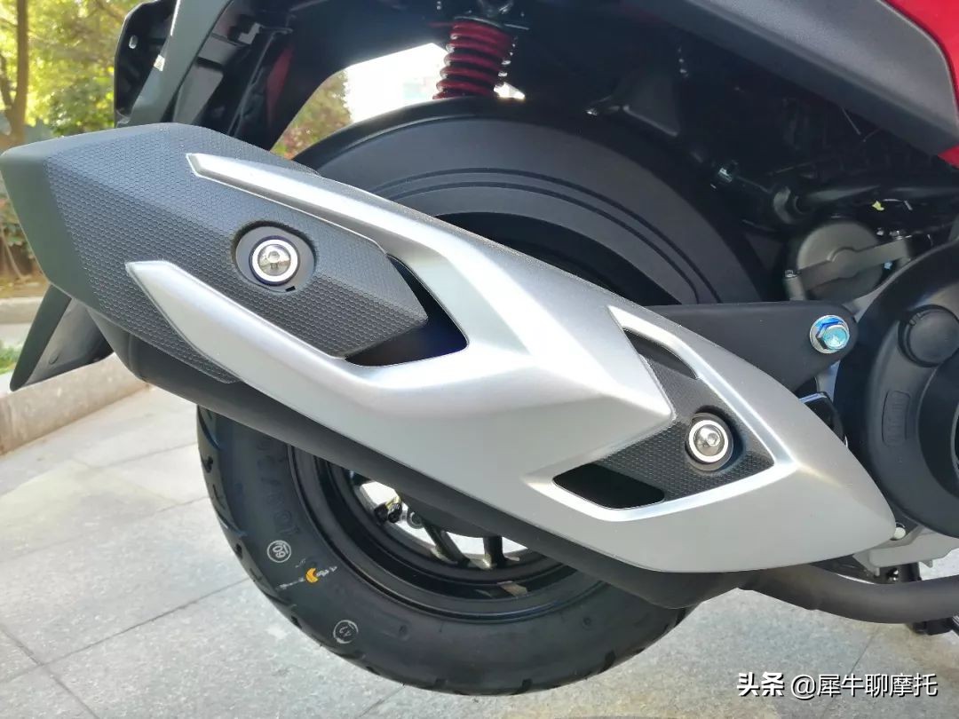 豪爵afr125踏板车测评,豪爵8000至9000元踏板车
