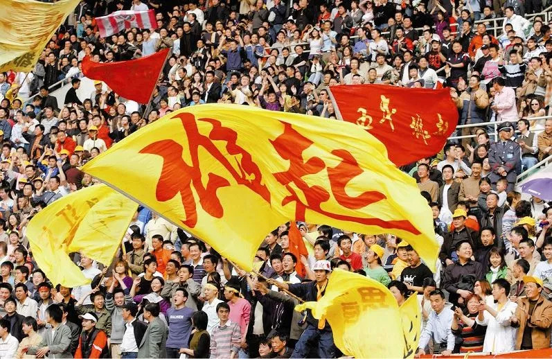 成都名片，一瓶酒和一座城的652年