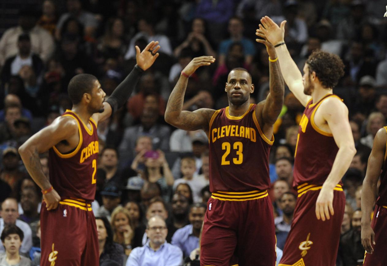 科比穿公牛球衣是什么时候,nba赛季球衣纪念科比