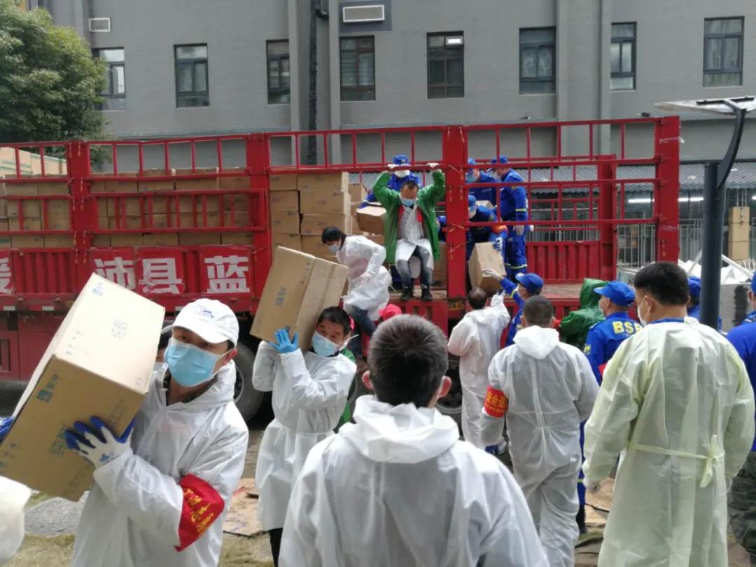 携手同行抗疫情守望相助暖人心,驻村工作队奋战抗疫一线
