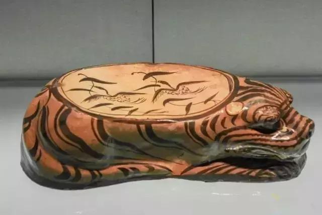 古代经典瓷枕,一枕清凉入梦来浏览