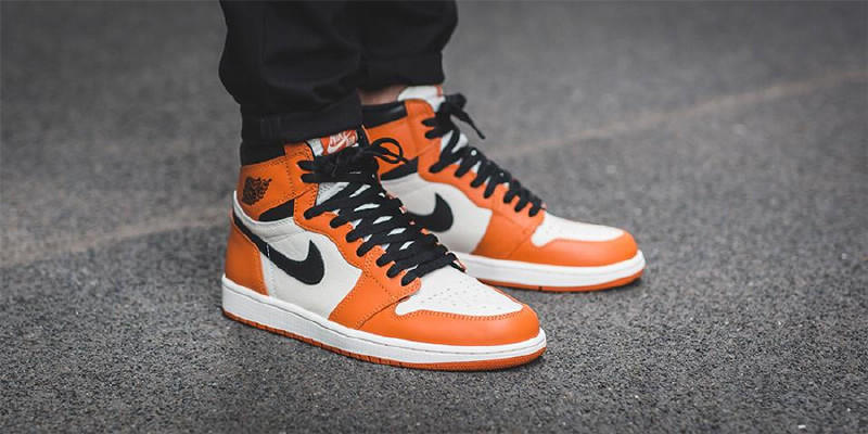 aj1价格不一样是因为配色吗,aj1价格为什么不一样