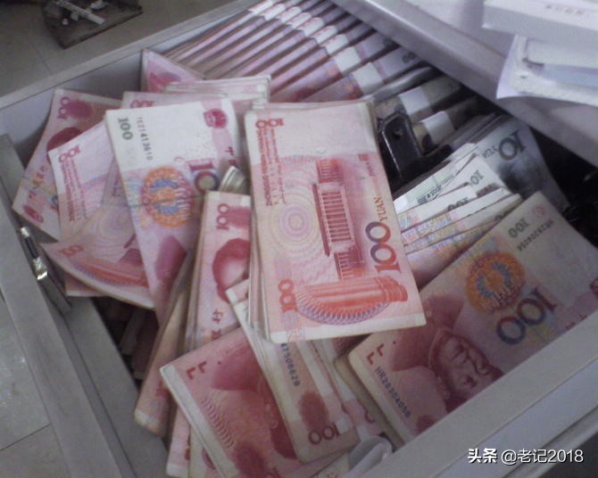 如何培养大学生的理财习惯,变富需求学会的三个习惯
