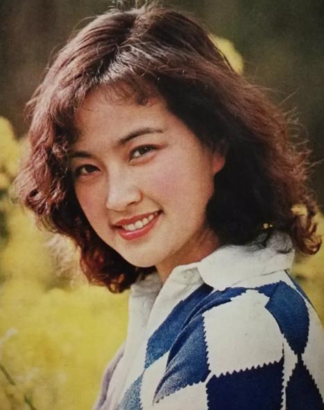 刘晓庆的狗血情史，靠美貌征服了8个男人，强势随意导致婚姻坎坷