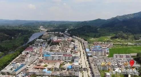 新县美丽风景,新县红土地