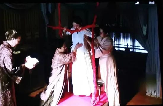 生宝宝的时候坐姿,生宝宝前需求怎么睡姿