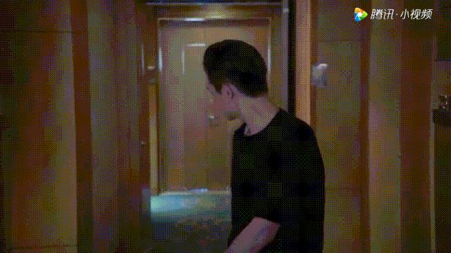 李现勾勾手完整版,李现采访暗示有女友了吗