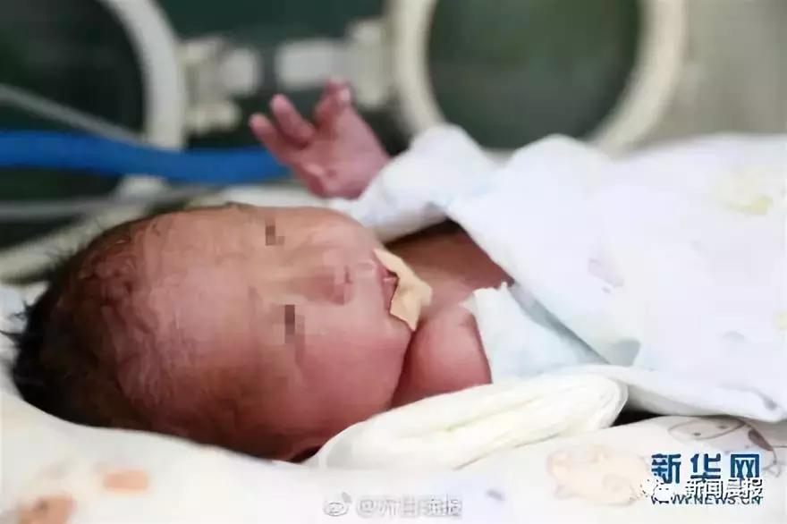 “借”母亲子宫，女子成功生下自己的宝宝网友：男人生娃岂不是指日可待！