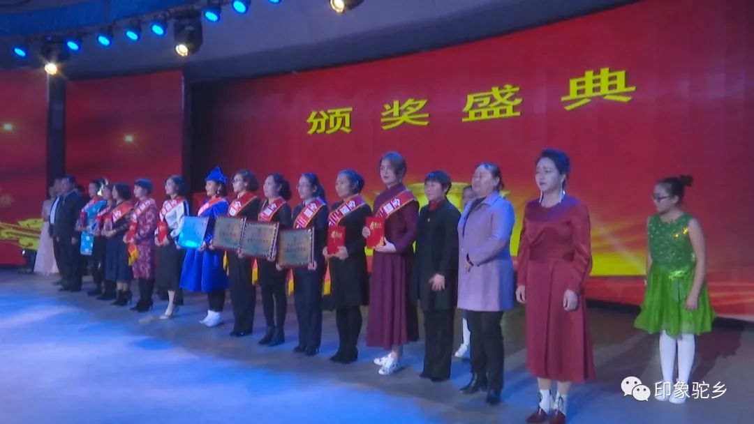 阿右旗多种形式庆祝“三八”国际劳动妇女节