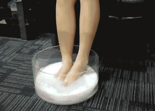 秋冬泡脚加点它,天冷了用这种方法泡脚更有利健康