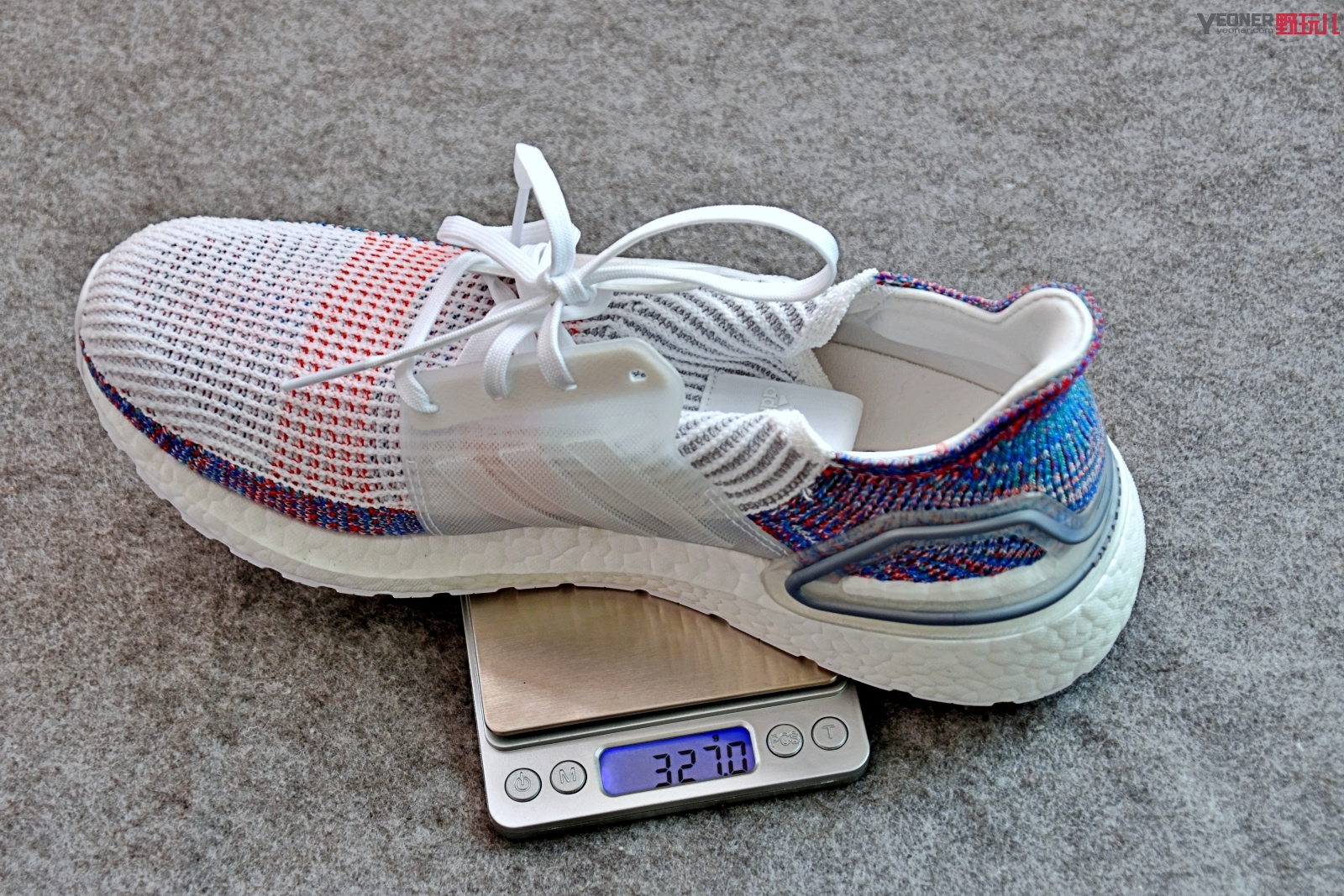 阿迪达斯boost19跑步鞋测评,adidasultraboost19脚感