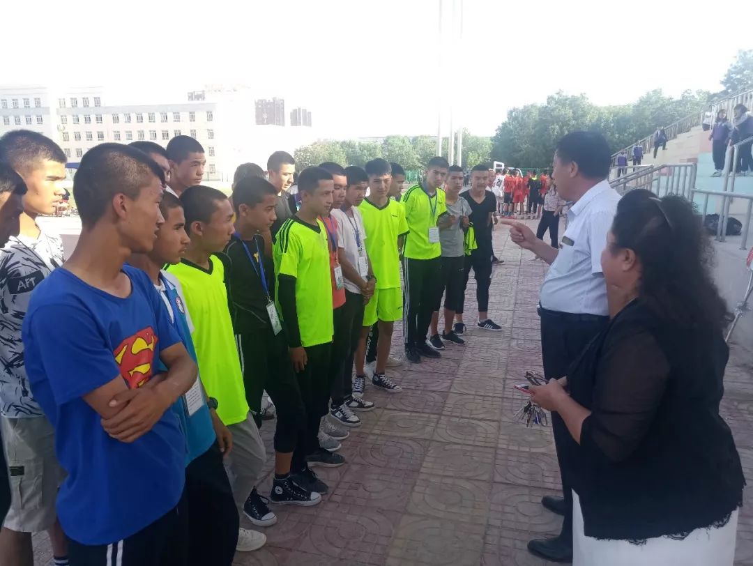 巴州校级足球联赛,自治区青少年校园足球联赛库尔勒