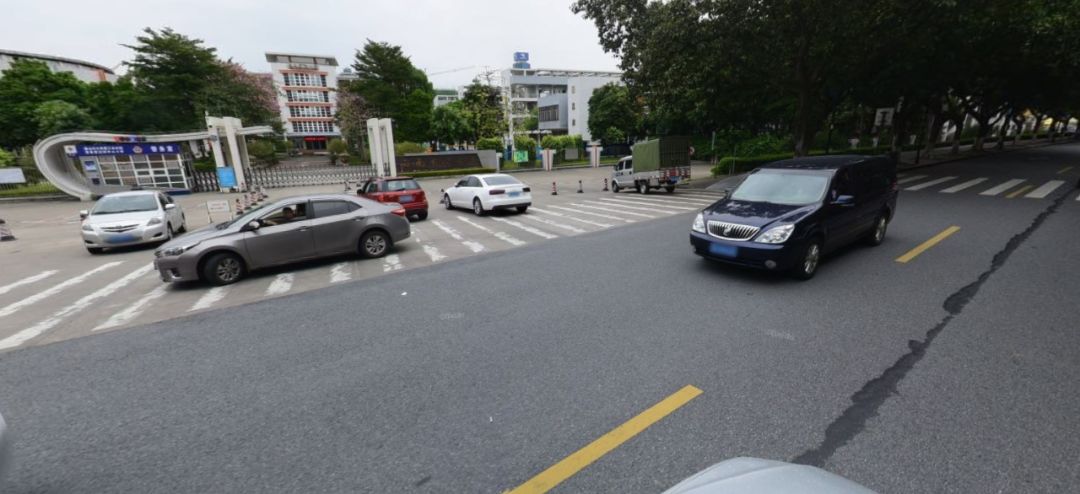 暴雨天气上学需求注意什么,开学第一天迎来一场大暴雨