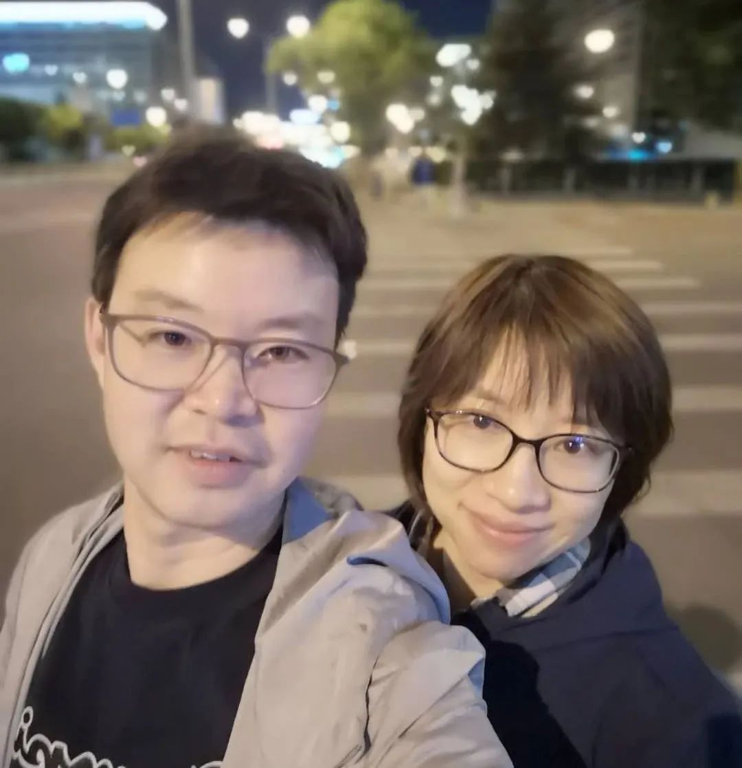 疫情爱情感人视频,疫情下的爱情