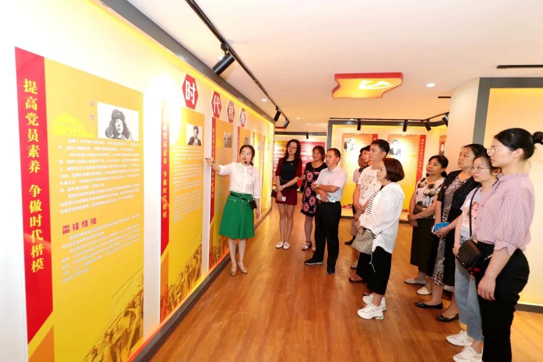 青春风采团队展示视频,青春团队风采展示创意