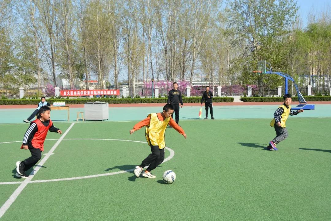 祝贺校园足球联赛开幕式圆满成功,校园足球联赛圆满落幕报道