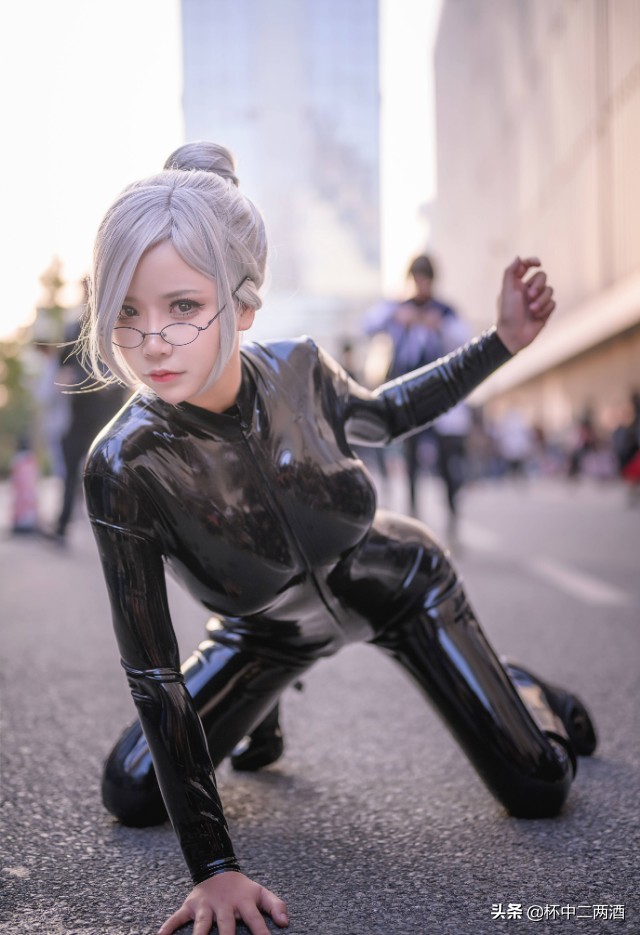 cosplay黑胶皮衣穿法,cosplay皮衣美女视频合集