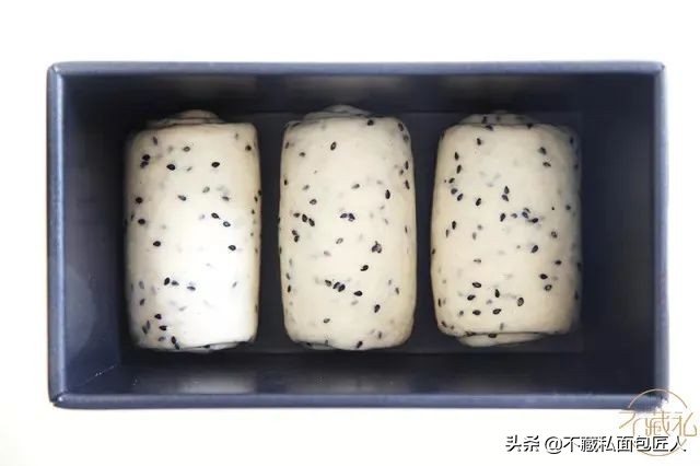 普通吐司和生吐司有什么区分,一款合格吐司的成品效果