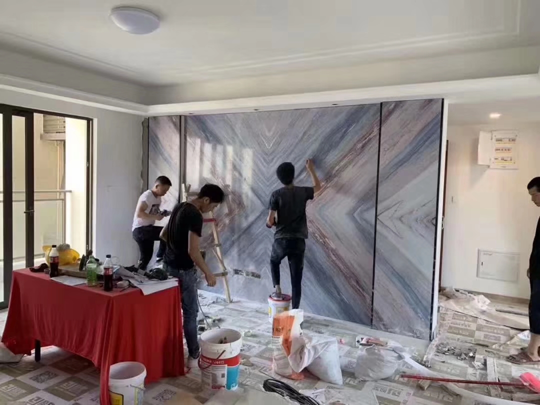 瓷砖和石材背景墙区分,瓷砖背景墙一般怎样装饰