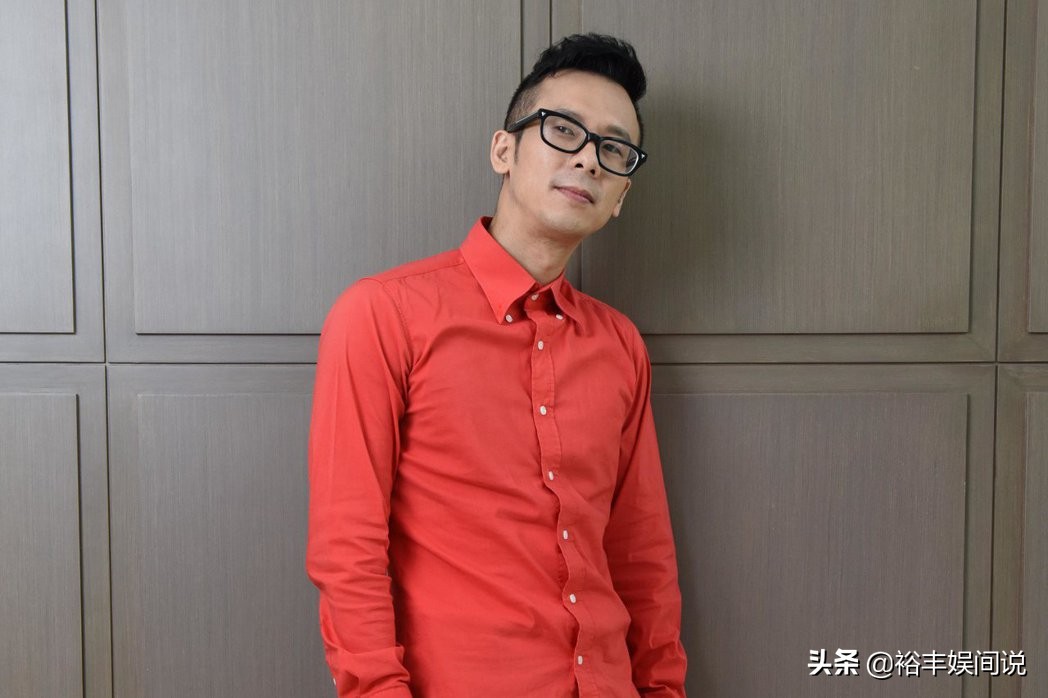 知名配角因照顾母亲失业，为养家兼职做厨师和铁工，不觉得有尊卑