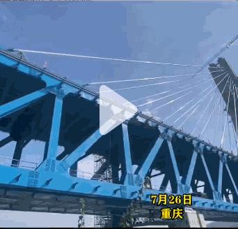 为了这两条公路，11万人开进“世界屋脊”，3千多名英烈捐躯！中国为什么总能创造奇迹