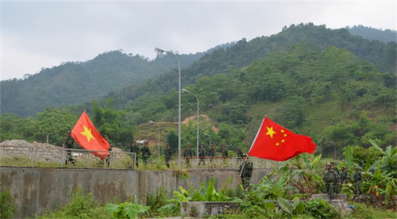 排雷英雄杜富国奖励了多少钱,排雷英雄杜富国现在的待遇如何