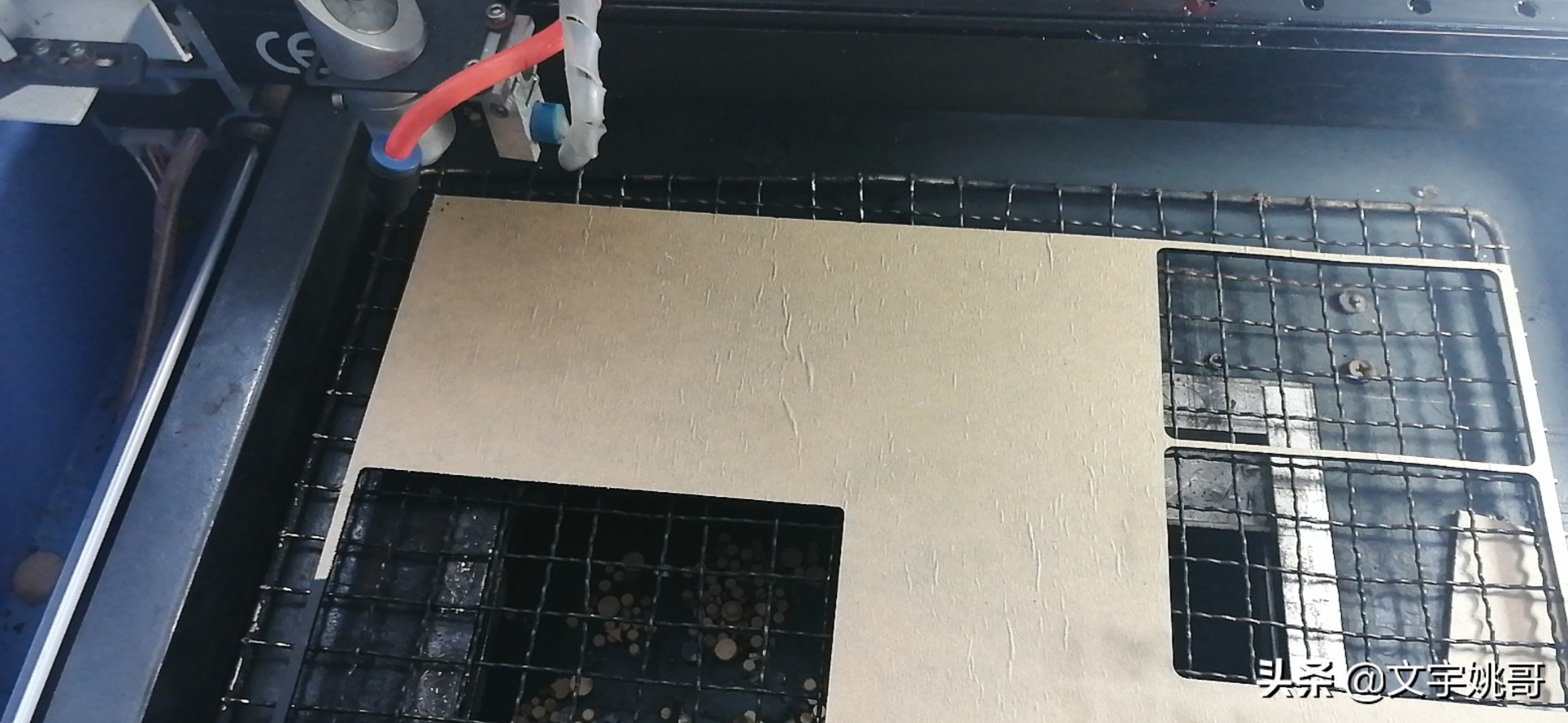 还在玩T12吗？快来看看用WY710高频烙铁主板组装台高性能高频烙铁