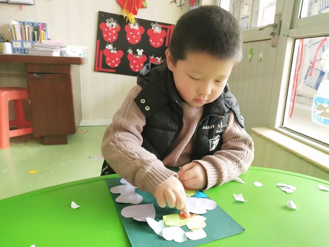 格林童话礼仪幼儿园,幼儿园感恩节特色活动美篇