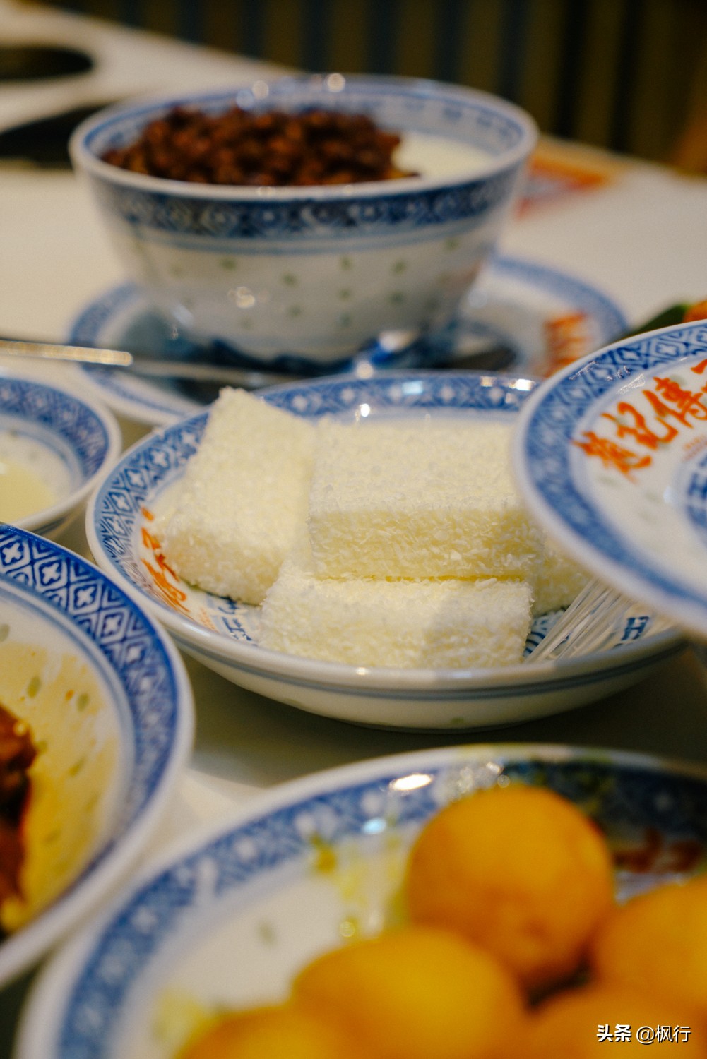广东暖胃小甜品嫩滑爽口姜汁撞奶,姜撞奶美食推荐卡