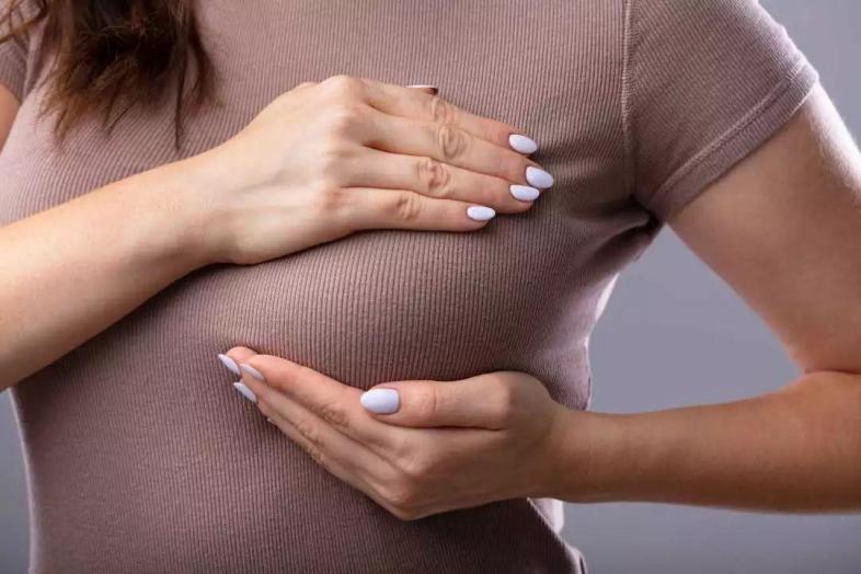 乳腺结节哪些要做手术,乳腺结节彩超4a和钼靶2级恶性几率