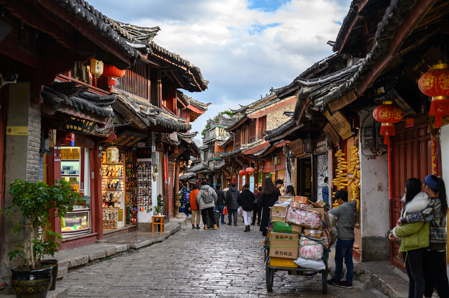 云南丽江最好玩的地方排名,云南丽江旅游攻略必去的景点推荐