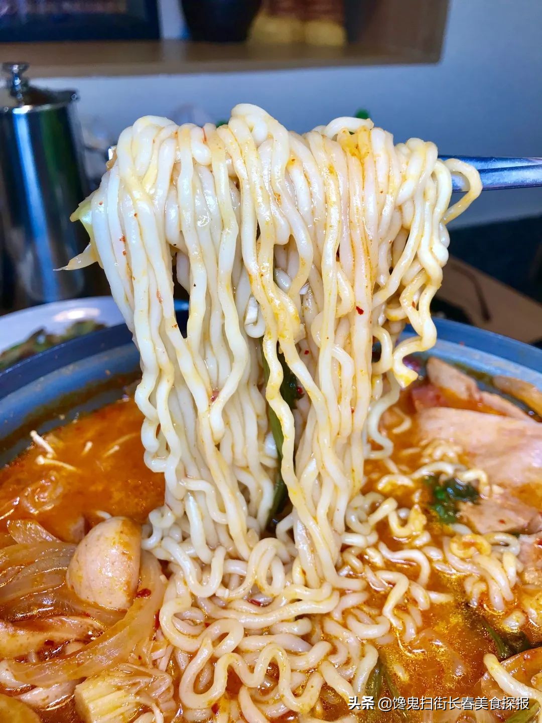 超好吃的烤大猪蹄子,长春最火的烤猪蹄