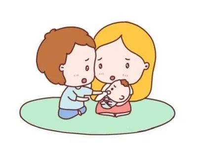 刚刚生出来的宝宝奇怪现象,妈妈生下孩子后难产大出血