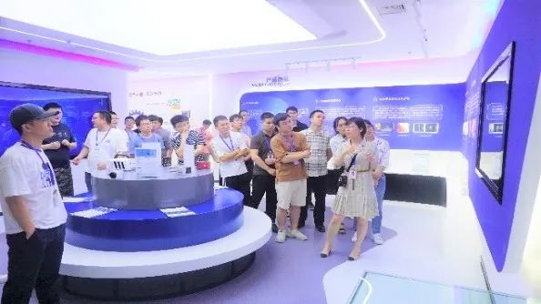 勇闯“芯”“视”界｜公司2021年度第二期新员工培训圆满举行
