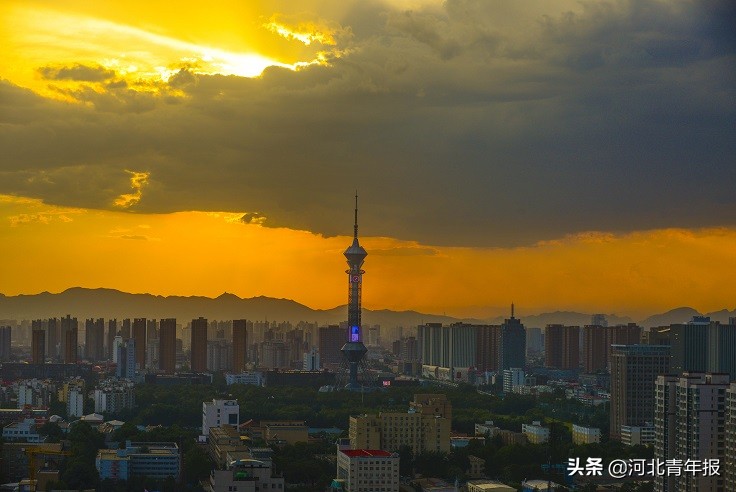 ７年拍下近400部延时摄影作品，这位摄影师展示别样“最美石家庄”，快来看看吧！