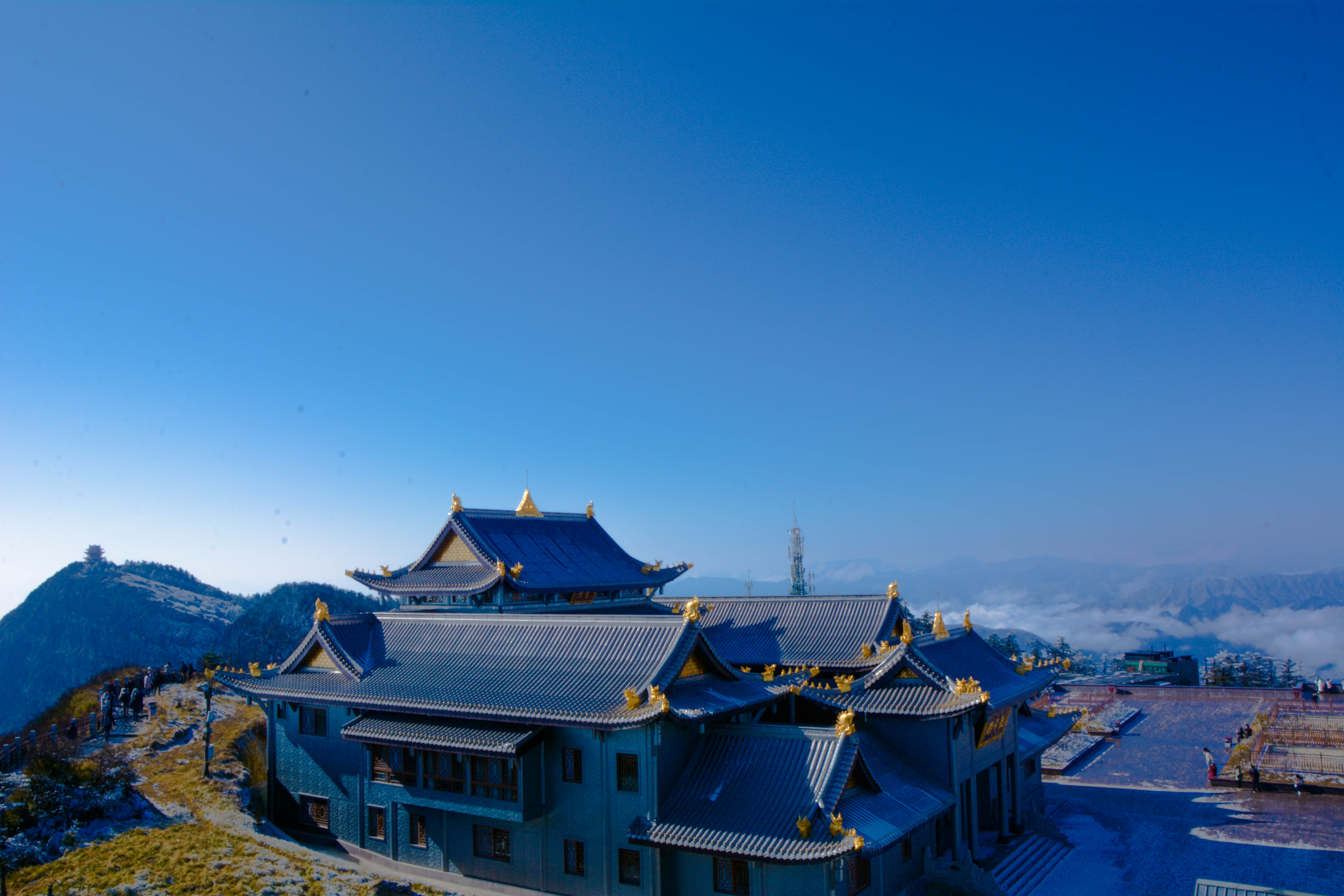 峨眉山冬雪仙境,峨眉山象城旅游