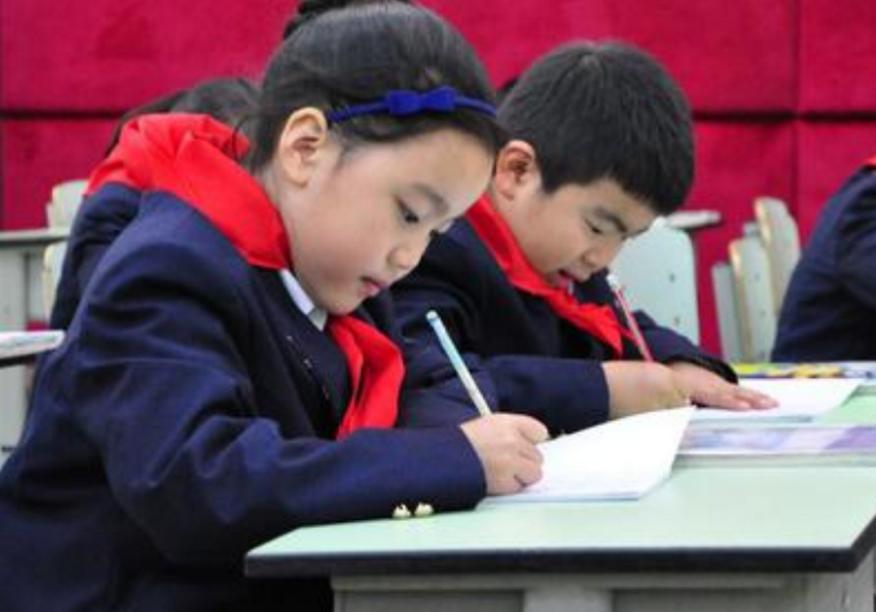 韩国作文1800字,韩国小学生作文400字