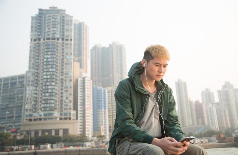 《幸运是我》：探寻香港本土社态，看一代港人自主成长