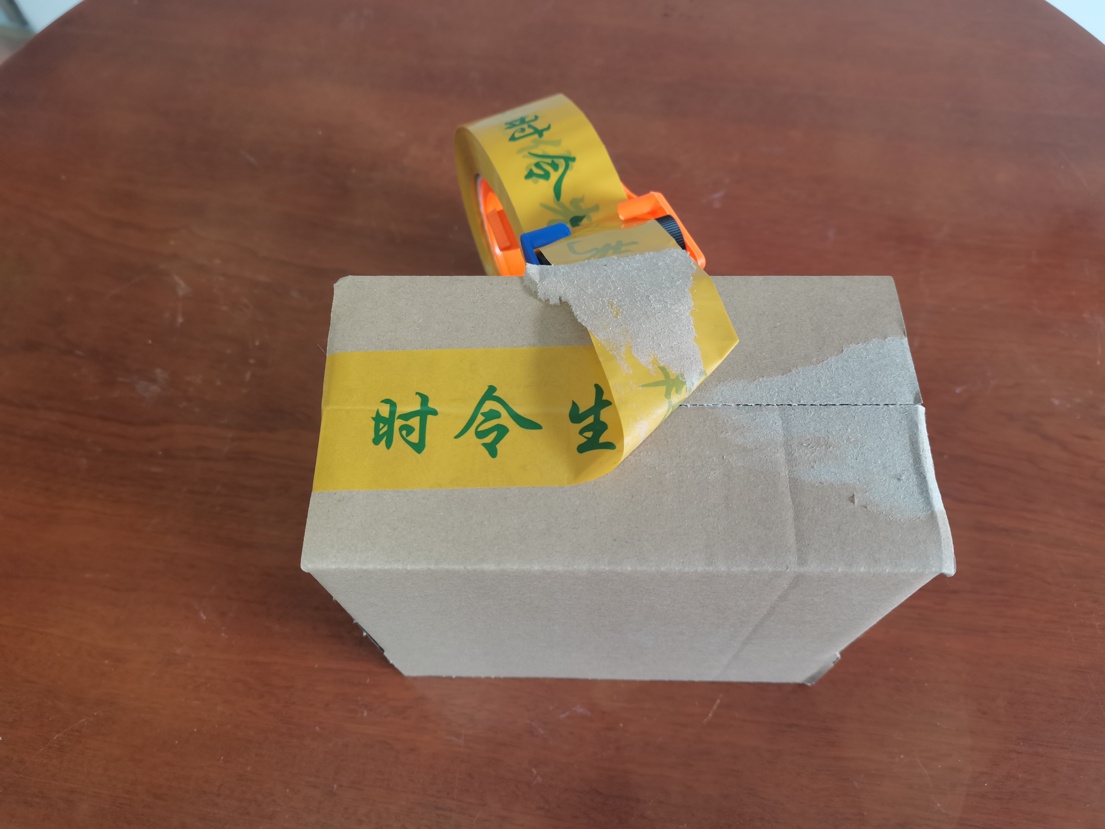 哪种封口胶最好,封口胶有几种叫法