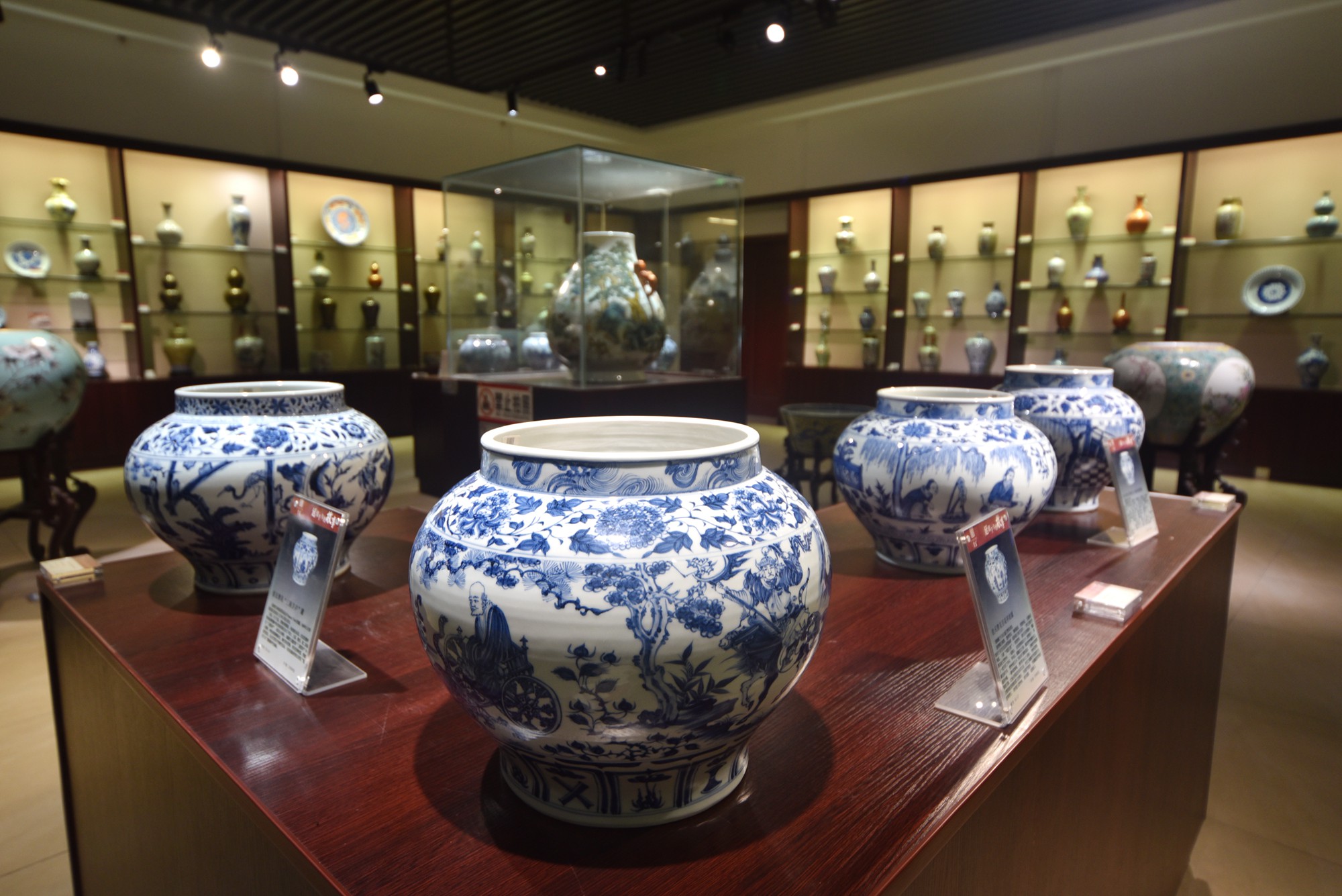 景德镇近代瓷器发展,千年瓷都景德镇有哪些瓷器