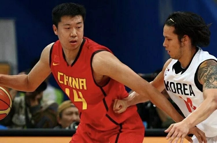广州亚运会男篮夺冠时刻,男篮亚运会夺冠表彰视频