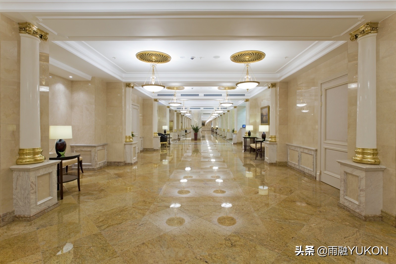 世界第一座现代化酒店,世界上最深的五星级酒店