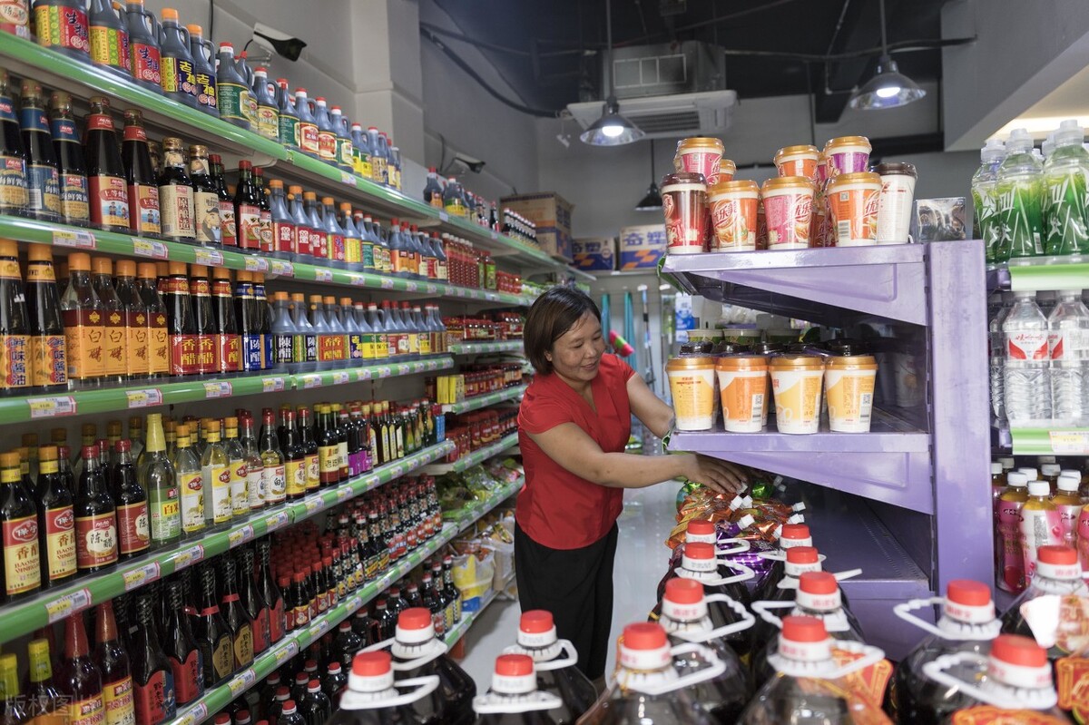 河南大哥开店视频,开超市一桶菜油可以赚多少钱