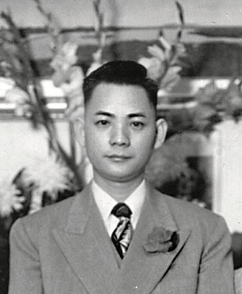 英皇老板杨受成任达华,英皇老板杨受成身价