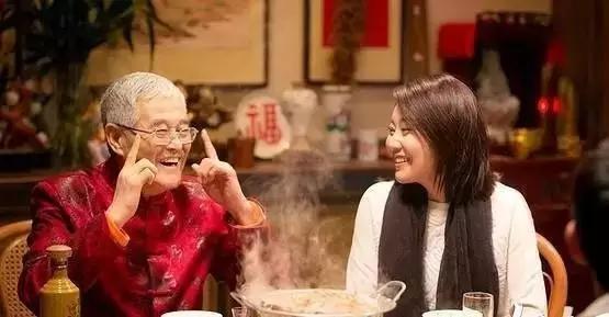 饮酒会使交感神经兴奋,喝酒使人兴奋的原因